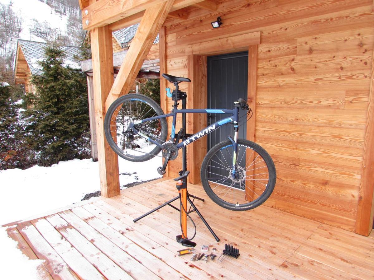 Chalet De L'Oisans Allemont Exterior photo